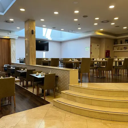 Masa Almirante Hotel