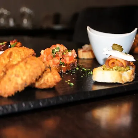 The Masa Almirante Stylish Lizbona