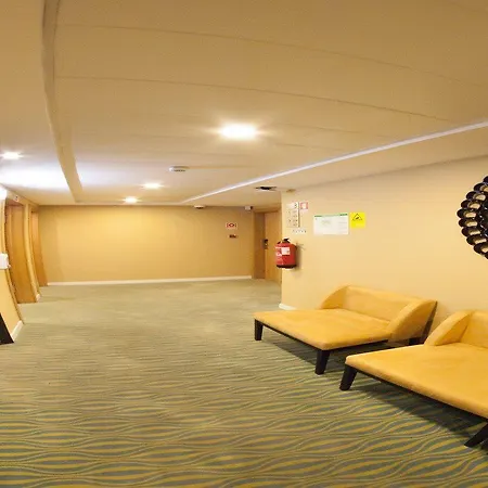 The Masa Almirante Stylish Lissabon