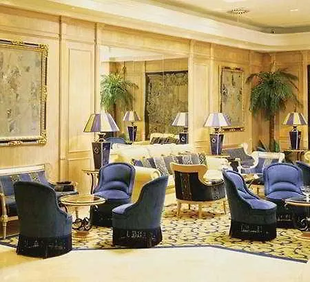 The Masa Almirante Stylish Lissabon